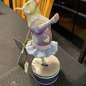 COPY - COWS ON PARADE - Multiple Cows